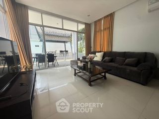 À louer et à vendre 3 chambres villa à Jomtien, Pattaya