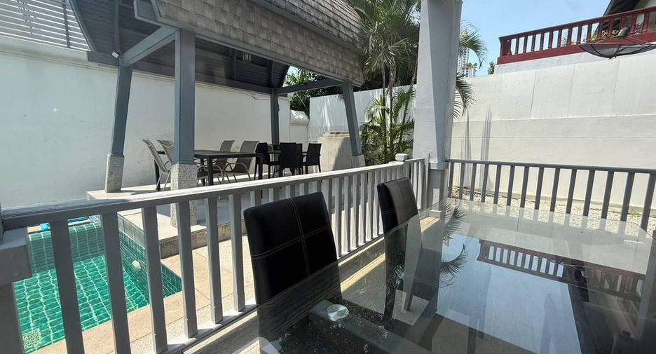 For rent そして for sale 3 ベッドルーム villa in Sattahip, Chonburi