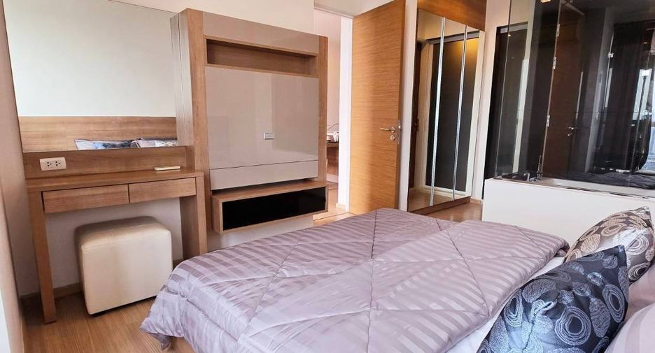 Condo en alquiler y en venta de 1 habitaciones en Phra Khanong, Bangkok