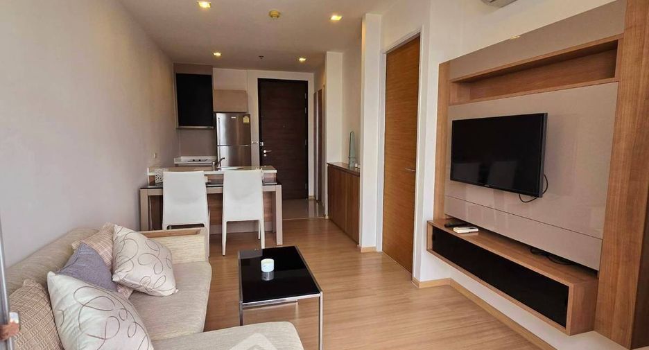 Condo en alquiler y en venta de 1 habitaciones en Phra Khanong, Bangkok