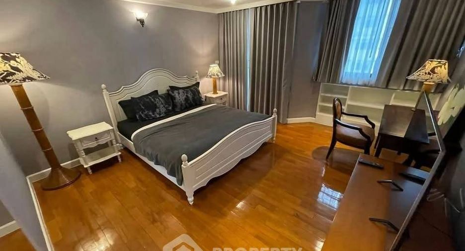 For sale 2 ベッドルーム condo in Watthana, Bangkok
