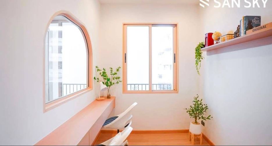 Reihenhaus zum Kauf mit 4 Zimmer in Phaya Thai, Bangkok