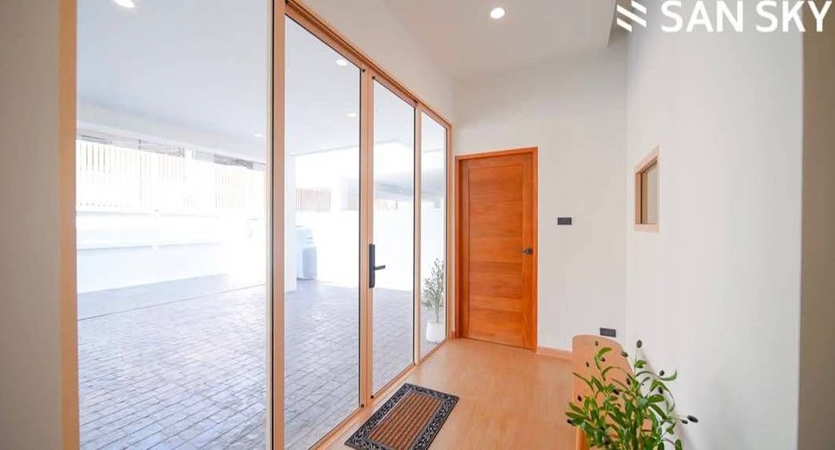 Reihenhaus zum Kauf mit 4 Zimmer in Phaya Thai, Bangkok