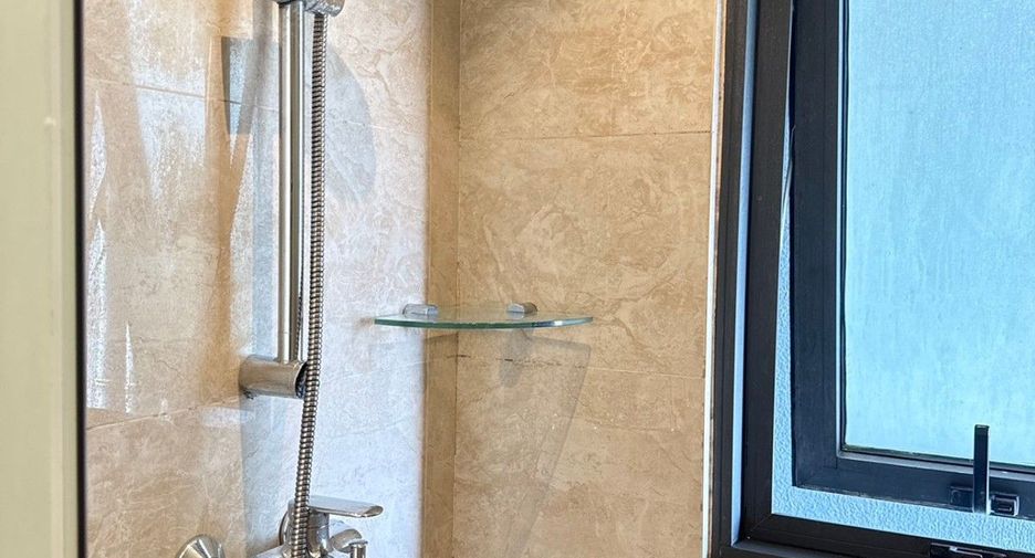 For rent 2 ベッドルーム condo in Yan Nawa, Bangkok