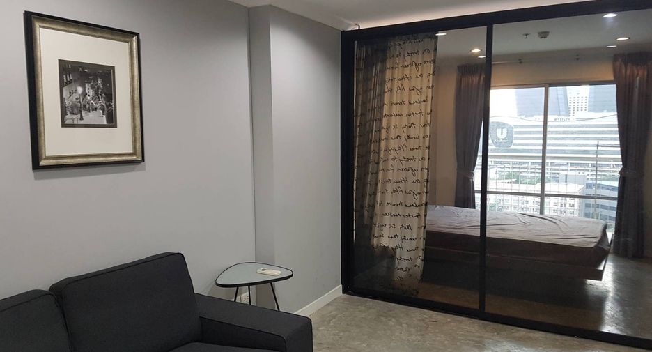 Wohnung zum Kauf mit 1 Zimmer in Huai Khwang, Bangkok