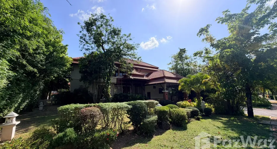 À louer 5 chambres villa à Thalang, Phuket