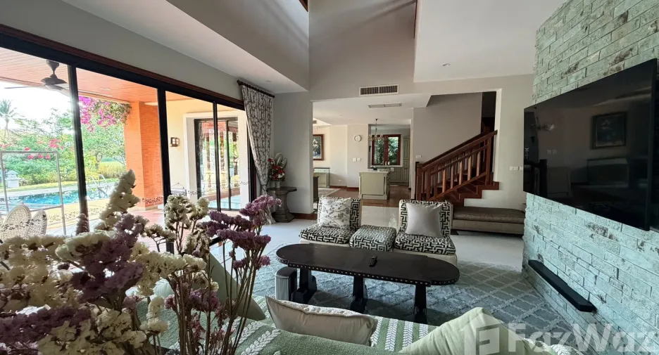 À louer 5 chambres villa à Thalang, Phuket