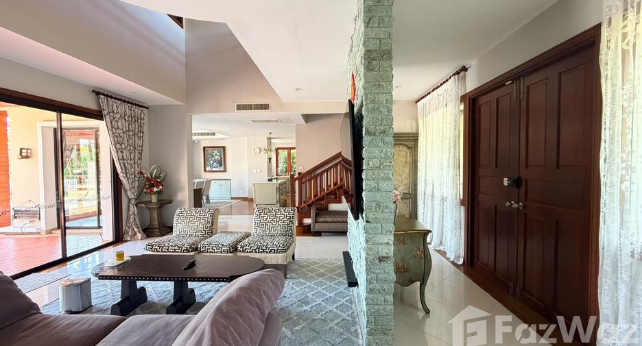 À louer 5 chambres villa à Thalang, Phuket