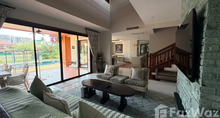 À louer 5 chambres villa à Thalang, Phuket