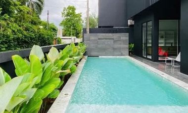 For sale and for rent 6 bedrooms villa in Hang Dong, Chiang Mai