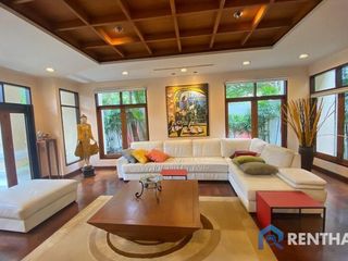 For sale 3 bedrooms house in Na Jomtien, Pattaya