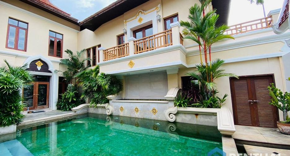 For sale 3 bedrooms house in Sattahip, Chonburi