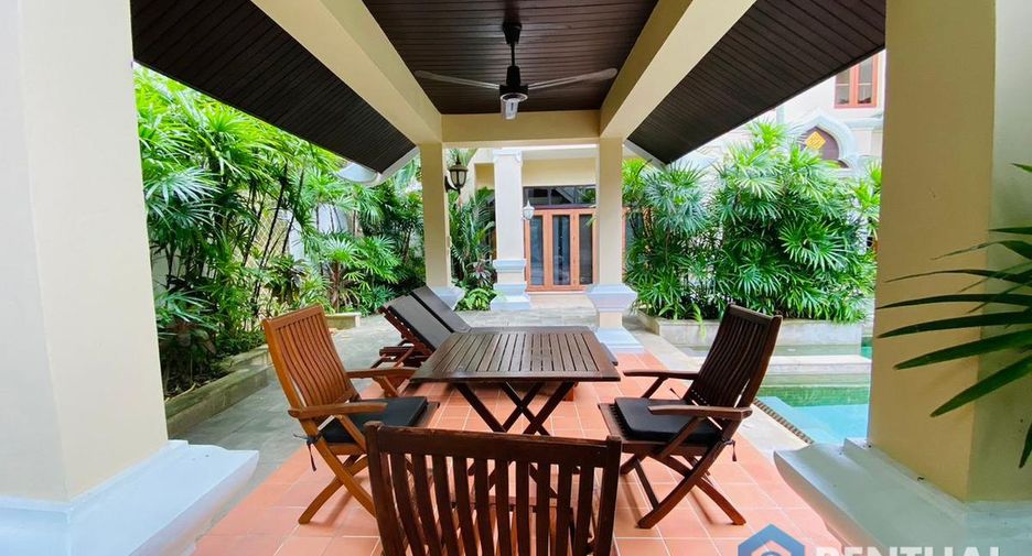 For sale 3 bedrooms house in Sattahip, Chonburi