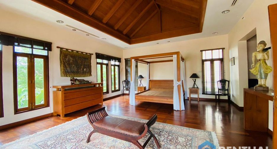 For sale 3 bedrooms house in Sattahip, Chonburi