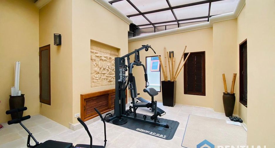 For sale 3 bedrooms house in Sattahip, Chonburi