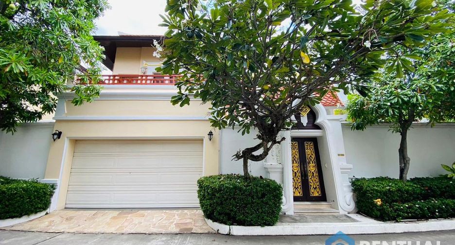 For sale 3 bedrooms house in Sattahip, Chonburi