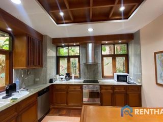For sale 3 bedrooms house in Na Jomtien, Pattaya