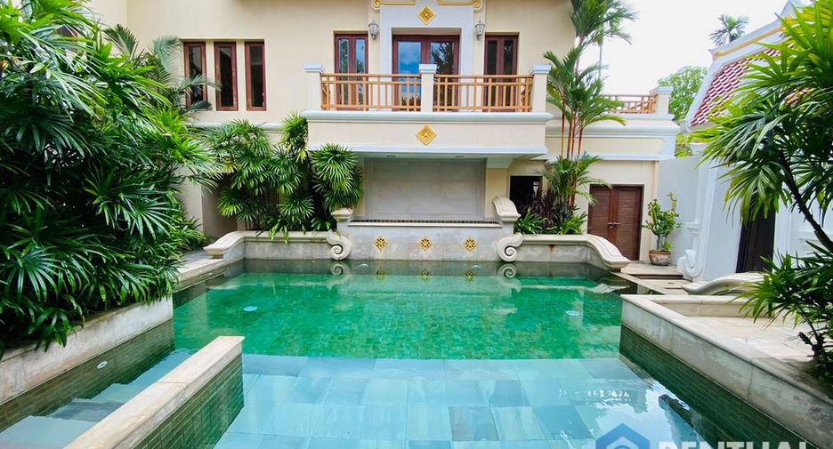 For sale 3 bedrooms house in Sattahip, Chonburi