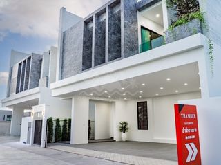 出租 4 卧室 独立屋 在 Bang Lamung, Chon Buri