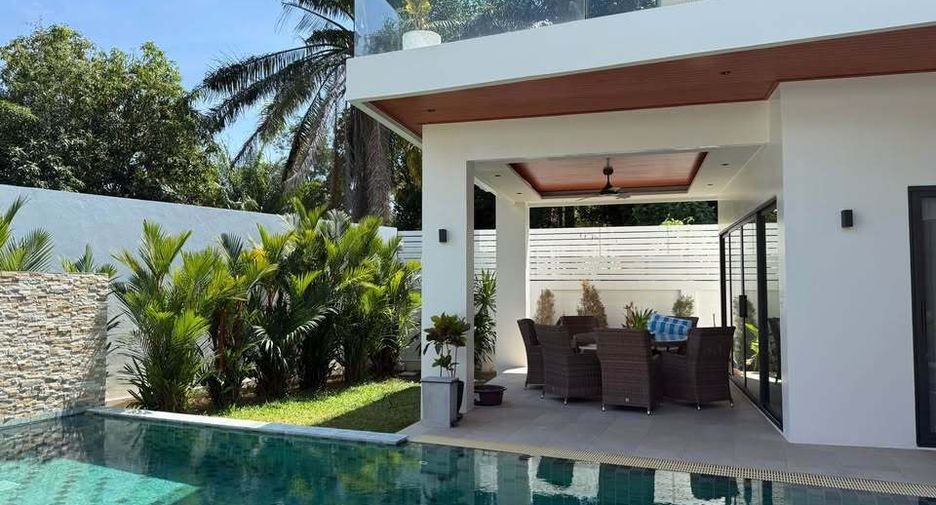 À louer 4 chambres villa à Mueang Phuket, Phuket