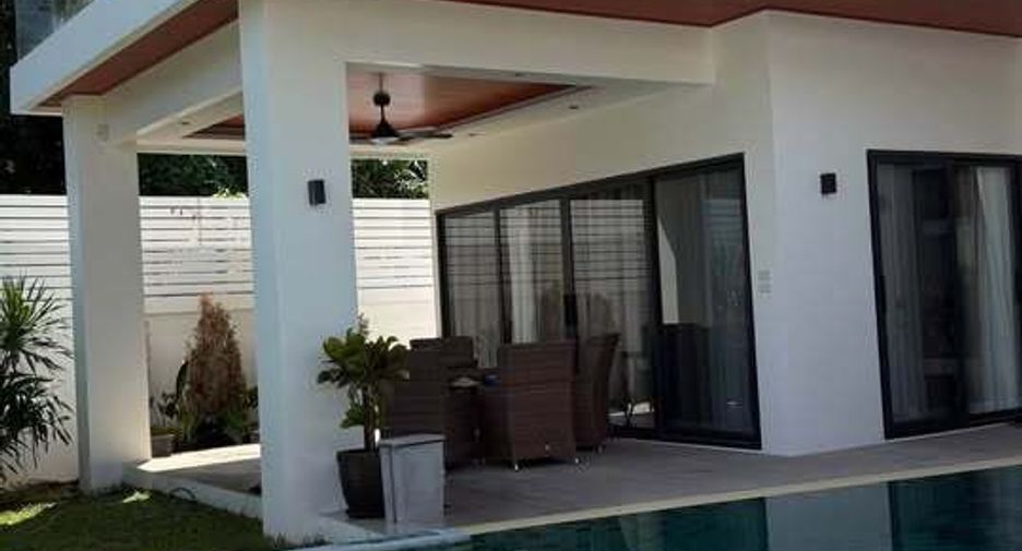 À louer 4 chambres villa à Mueang Phuket, Phuket