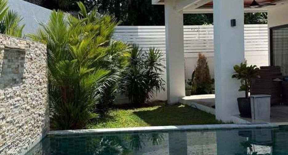 À louer 4 chambres villa à Mueang Phuket, Phuket