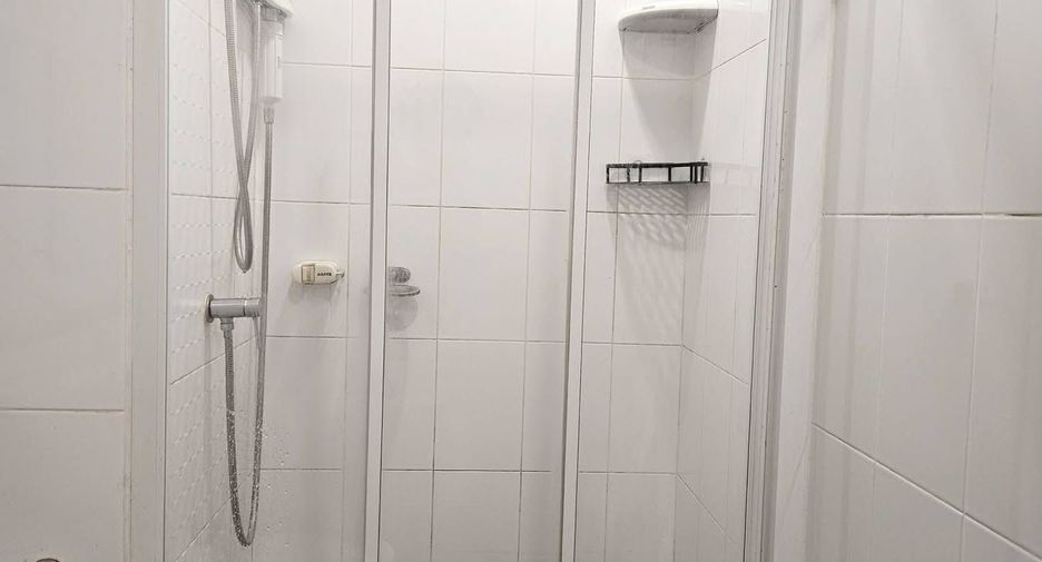 For sale 2 ベッドルーム condo in Mueang Samut Prakan, Samut Prakan