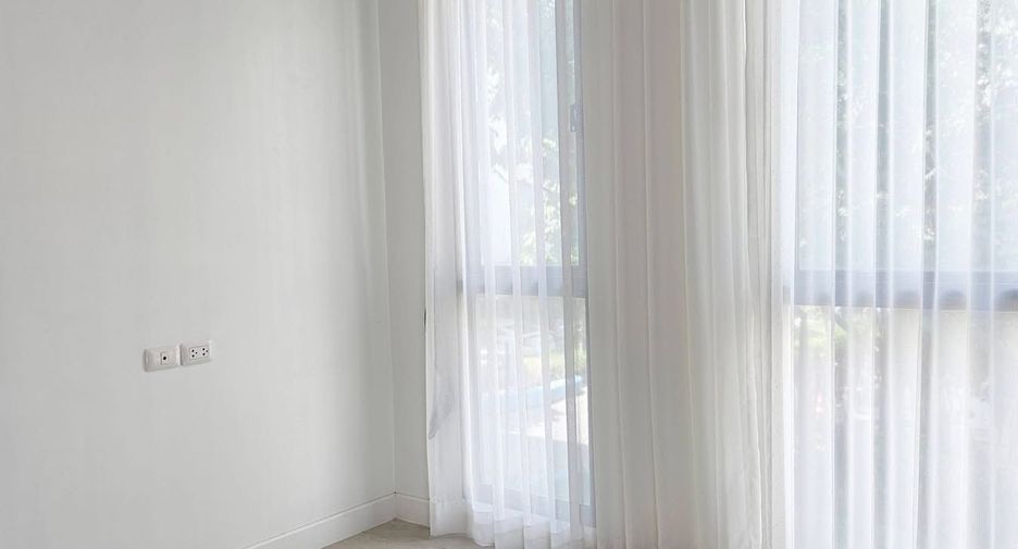 For sale 2 ベッドルーム condo in Mueang Samut Prakan, Samut Prakan
