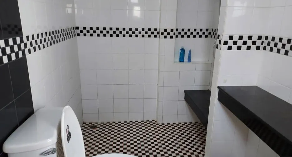 For sale and for rent 3 bedrooms house in Si Racha, Chonburi