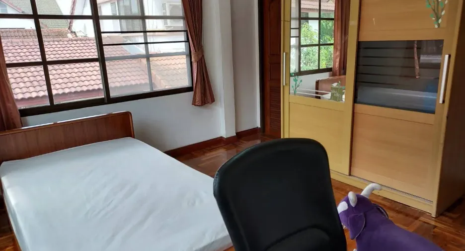 For sale and for rent 3 bedrooms house in Si Racha, Chonburi