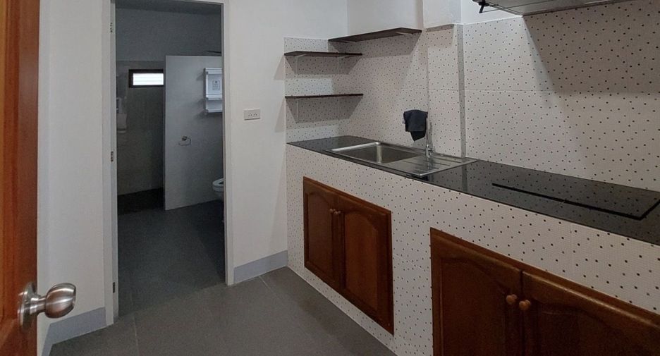 Haus zur Miete mit 4 Zimmer in Saraphi, Chiang Mai