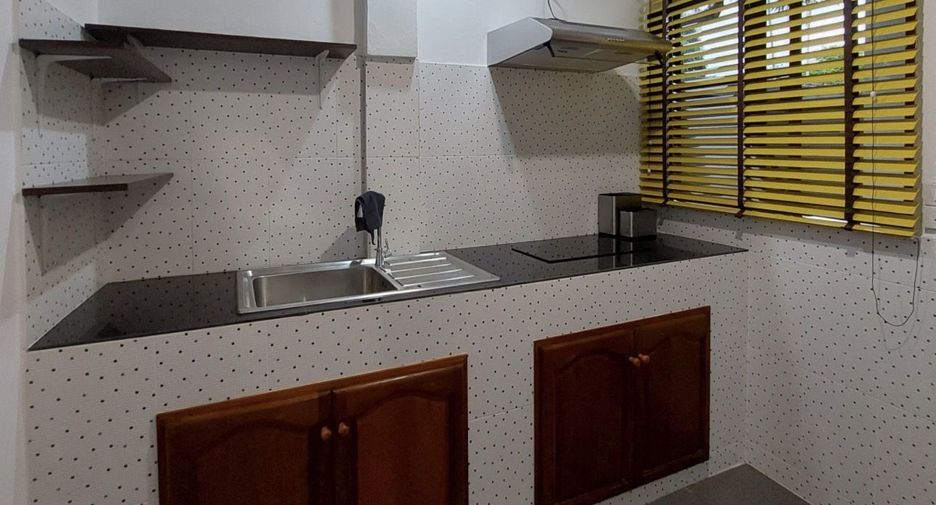 Haus zur Miete mit 4 Zimmer in Saraphi, Chiang Mai
