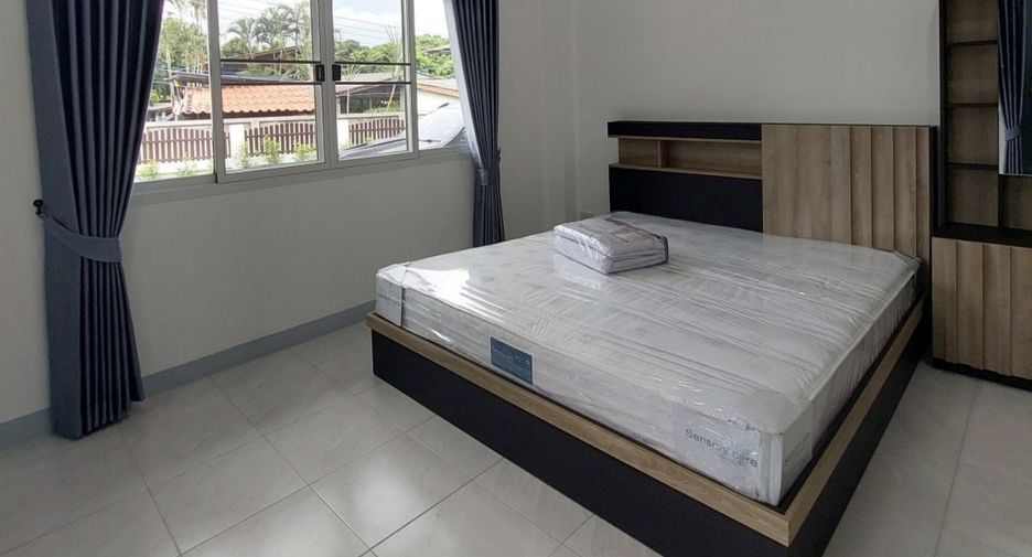 Haus zur Miete mit 4 Zimmer in Saraphi, Chiang Mai
