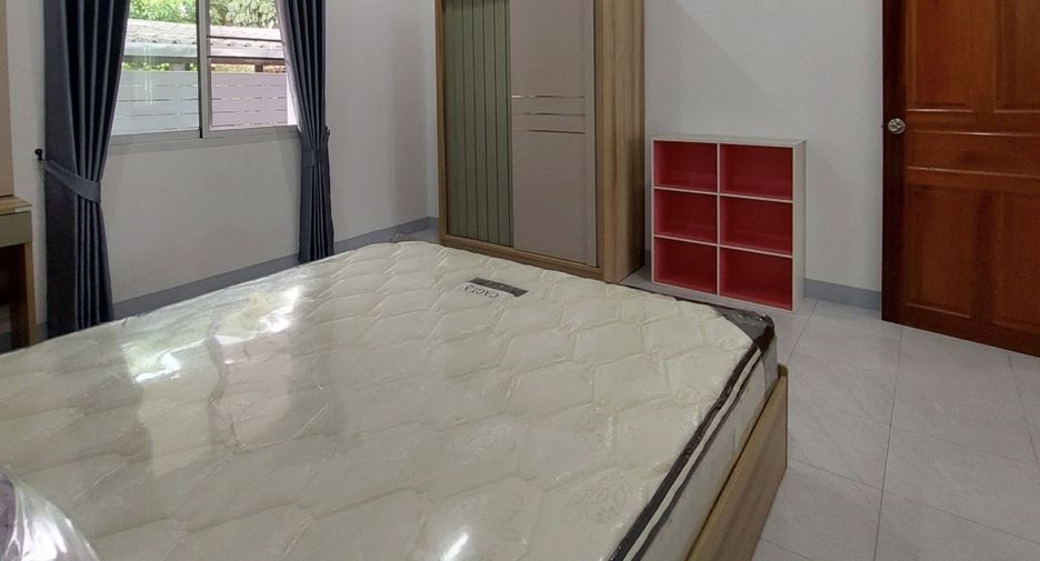 Haus zur Miete mit 4 Zimmer in Saraphi, Chiang Mai