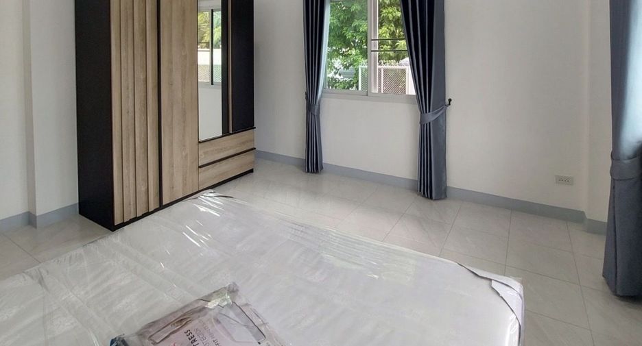 Haus zur Miete mit 4 Zimmer in Saraphi, Chiang Mai