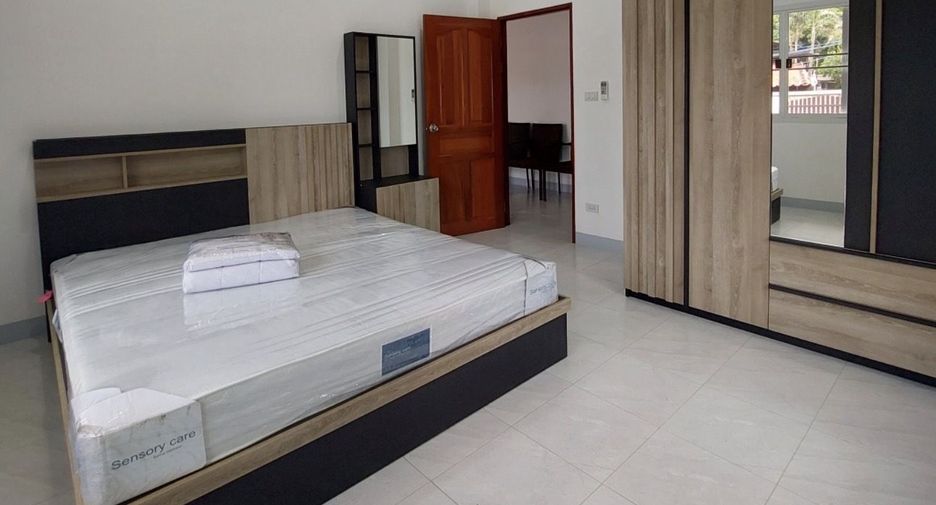 Haus zur Miete mit 4 Zimmer in Saraphi, Chiang Mai