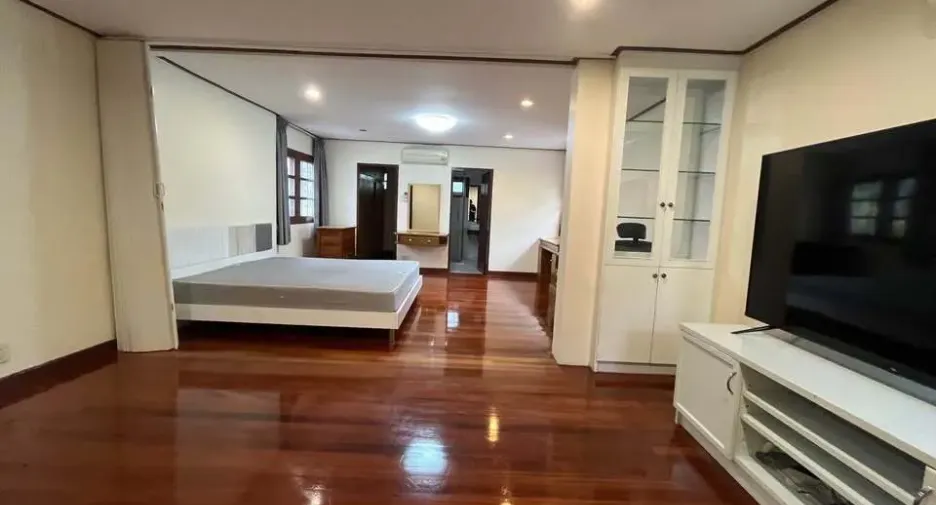 Casa en venta de 5 habitaciones en Suan Luang, Bangkok