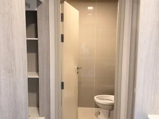 Аренда 1 кровать кондо в Хуаи Кхщанг, Бангкок