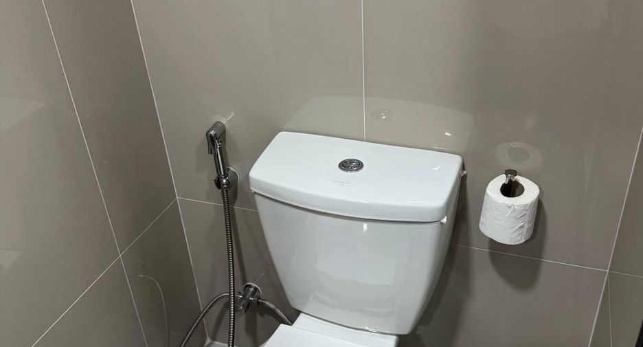 For sale studio condo in Bang Na, Bangkok