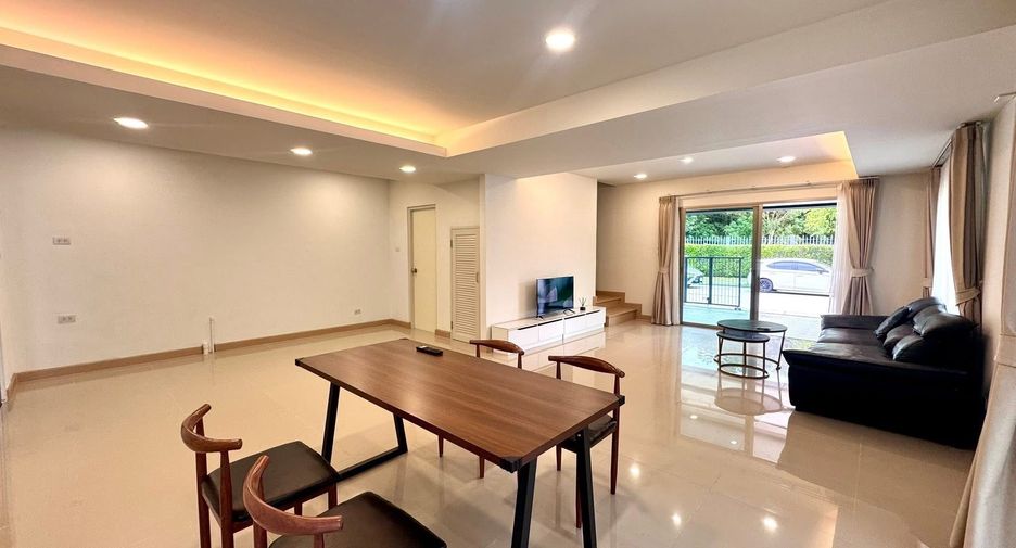 Haus zur Miete mit 3 Zimmer in East Pattaya, Pattaya