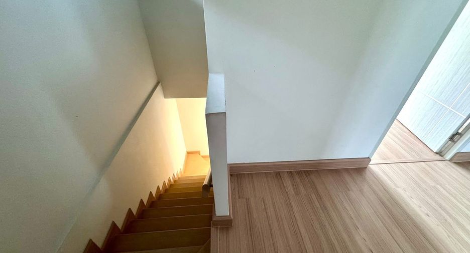 Haus zur Miete mit 3 Zimmer in East Pattaya, Pattaya