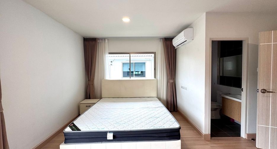 Haus zur Miete mit 3 Zimmer in East Pattaya, Pattaya
