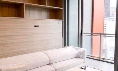 À louer et à vendre 1 chambre condo à Watthana, Bangkok