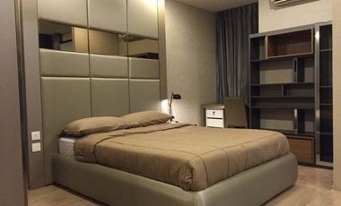 Wohnung zur Miete mit 1 Zimmer in Bang Rak, Bangkok