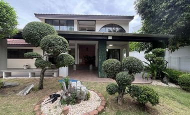 Casa en venta y en alquiler de 5 habitaciones en Suan Luang, Bangkok