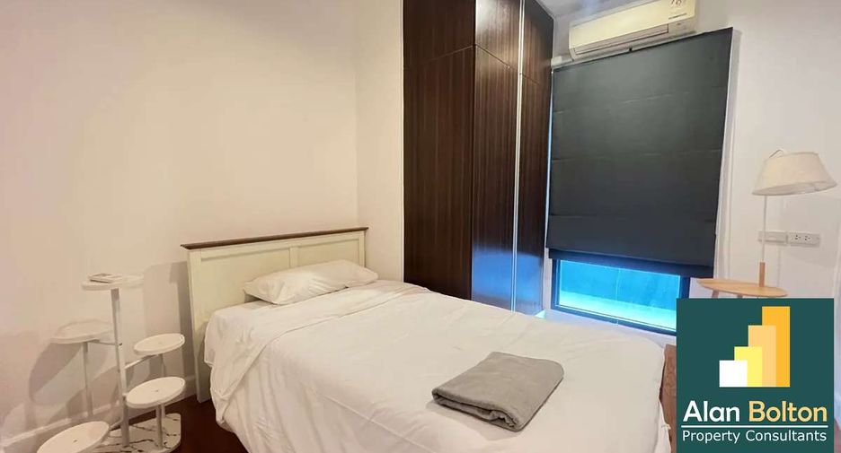 For rent 2 bedrooms condo in Pratumnak, Pattaya