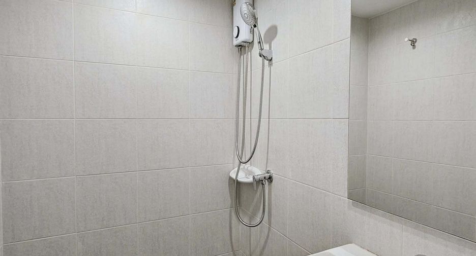 For rent 1 bed condo in Suan Luang, Bangkok