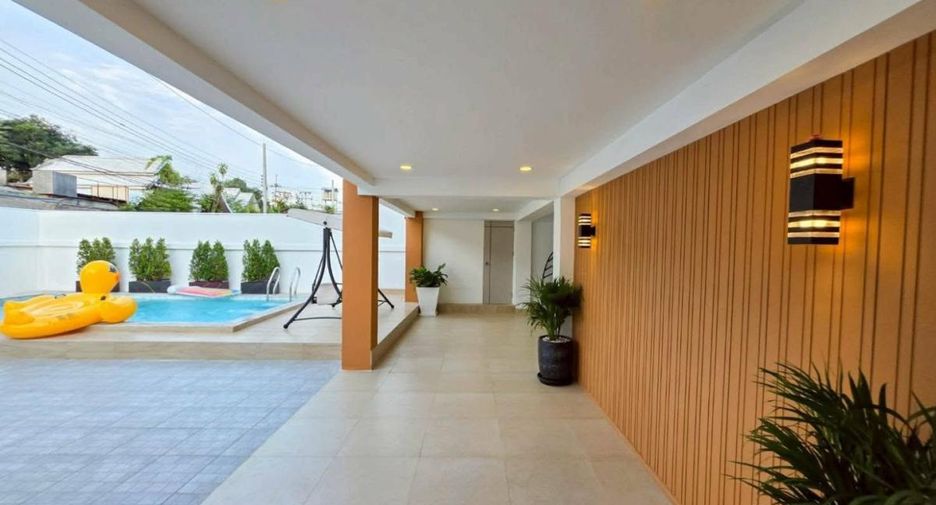 For sale 5 bedrooms villa in South Pattaya, Pattaya