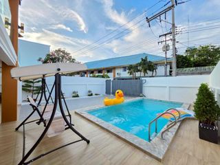 Villa en venta de 5 habitaciones en Bang Lamung, Chonburi
