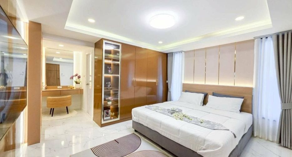 For sale 5 bedrooms villa in South Pattaya, Pattaya